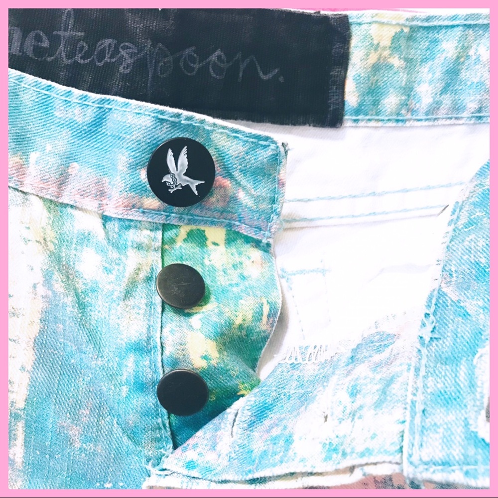 ONE TEASPOON | “Bonita” Paint Splatter Shorts - Picture 4 of 8